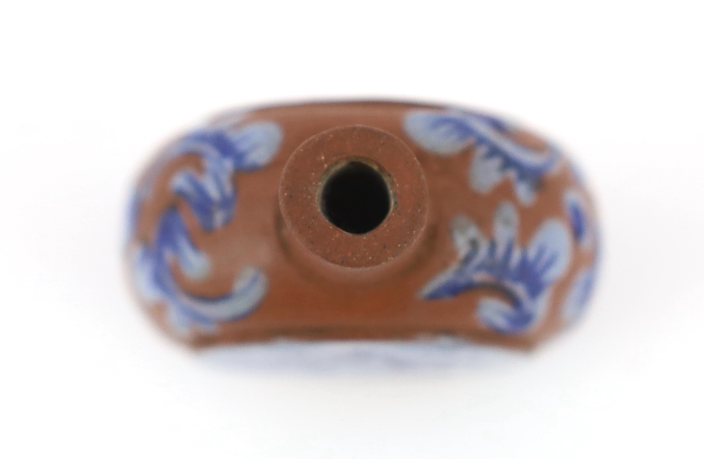 A Chinese Yixing enamelled snuff bottle, 19th century